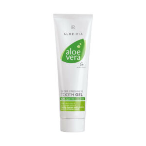 Aloe Vera Dentifricio Gel Extra Freschezza offre una pulizia completa di denti e gengive